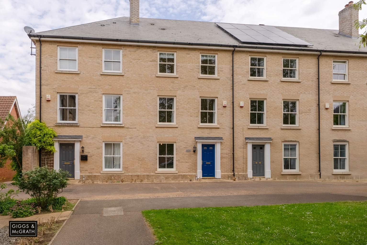 4 bed town house for sale in South Park Drive, Cambridge  - Property Image 1