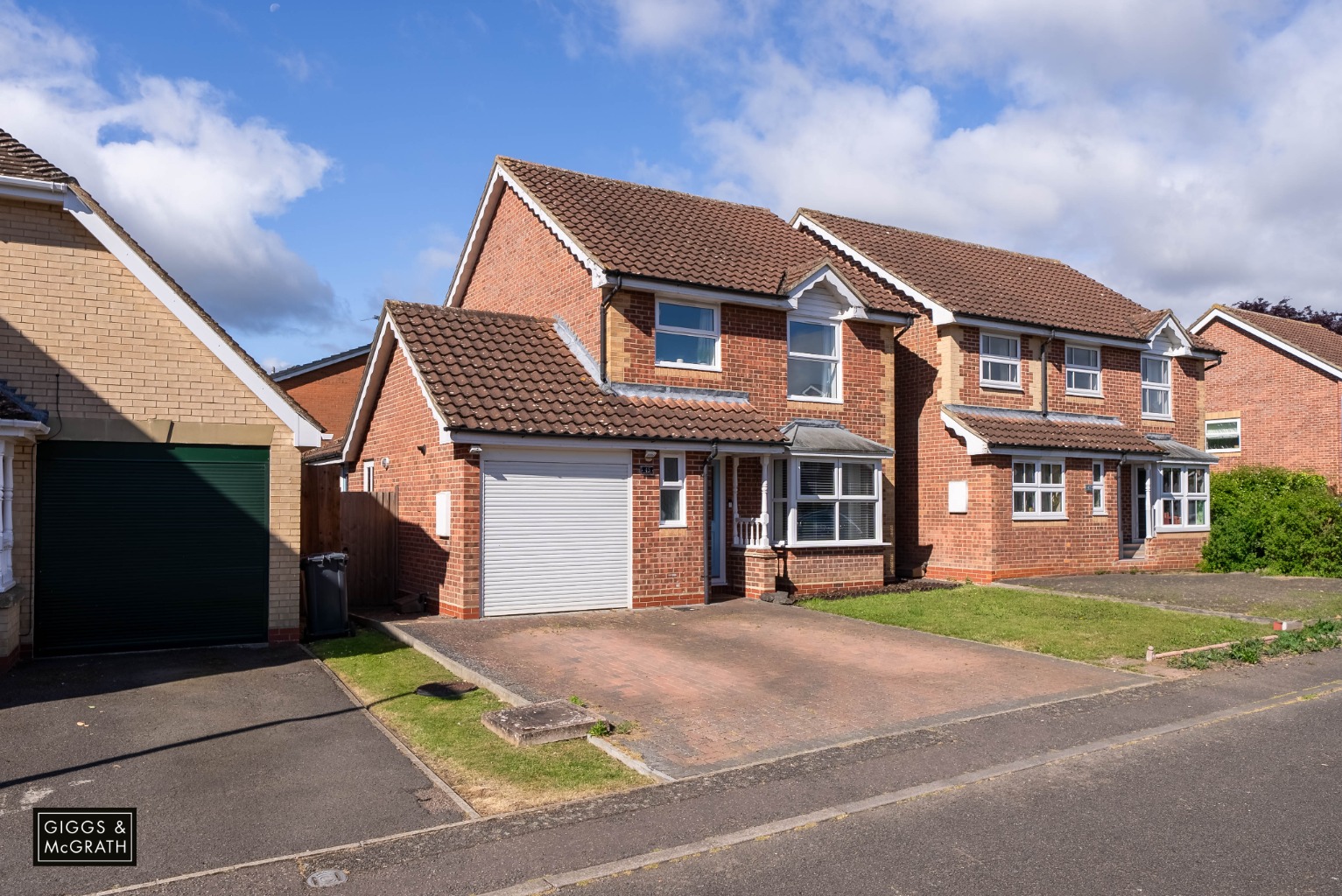 3 bed detached house for sale in Devoke Close, Huntingdon 13