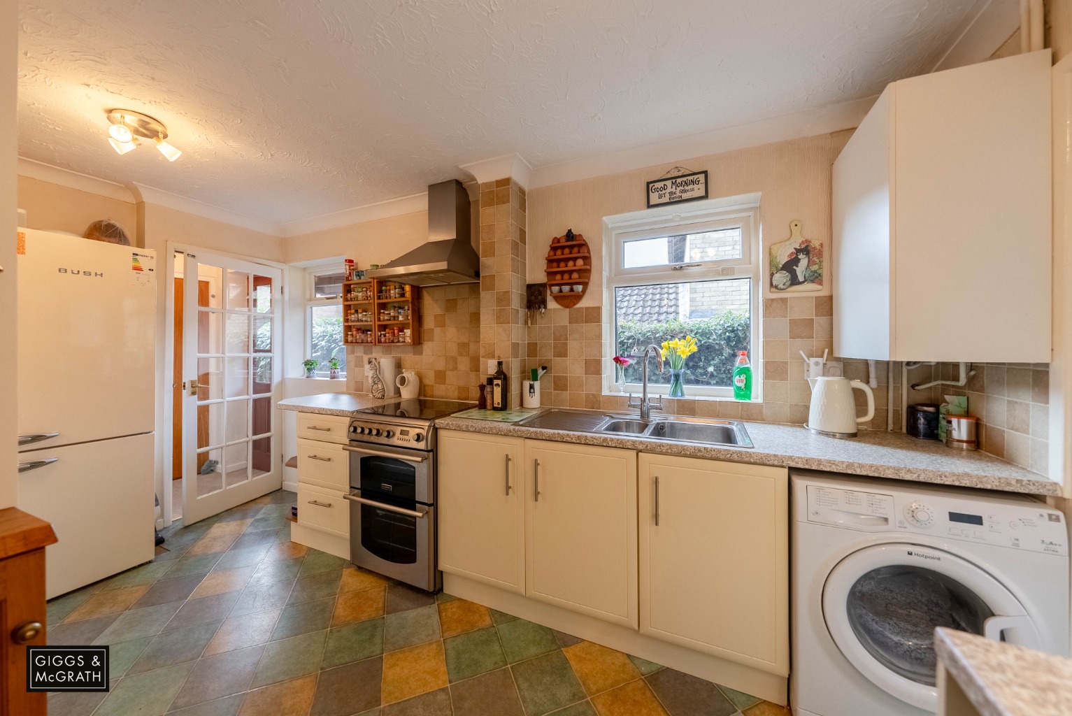 4 bed detached house for sale in Townsend Road, St. Ives 2