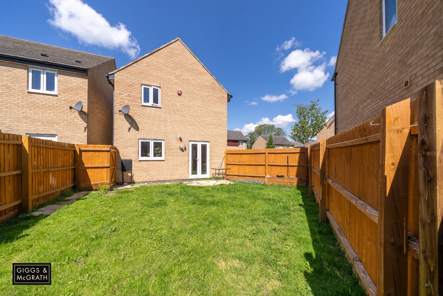 3 bed detached house for sale in Lilyfield Crescent, Huntingdon 11