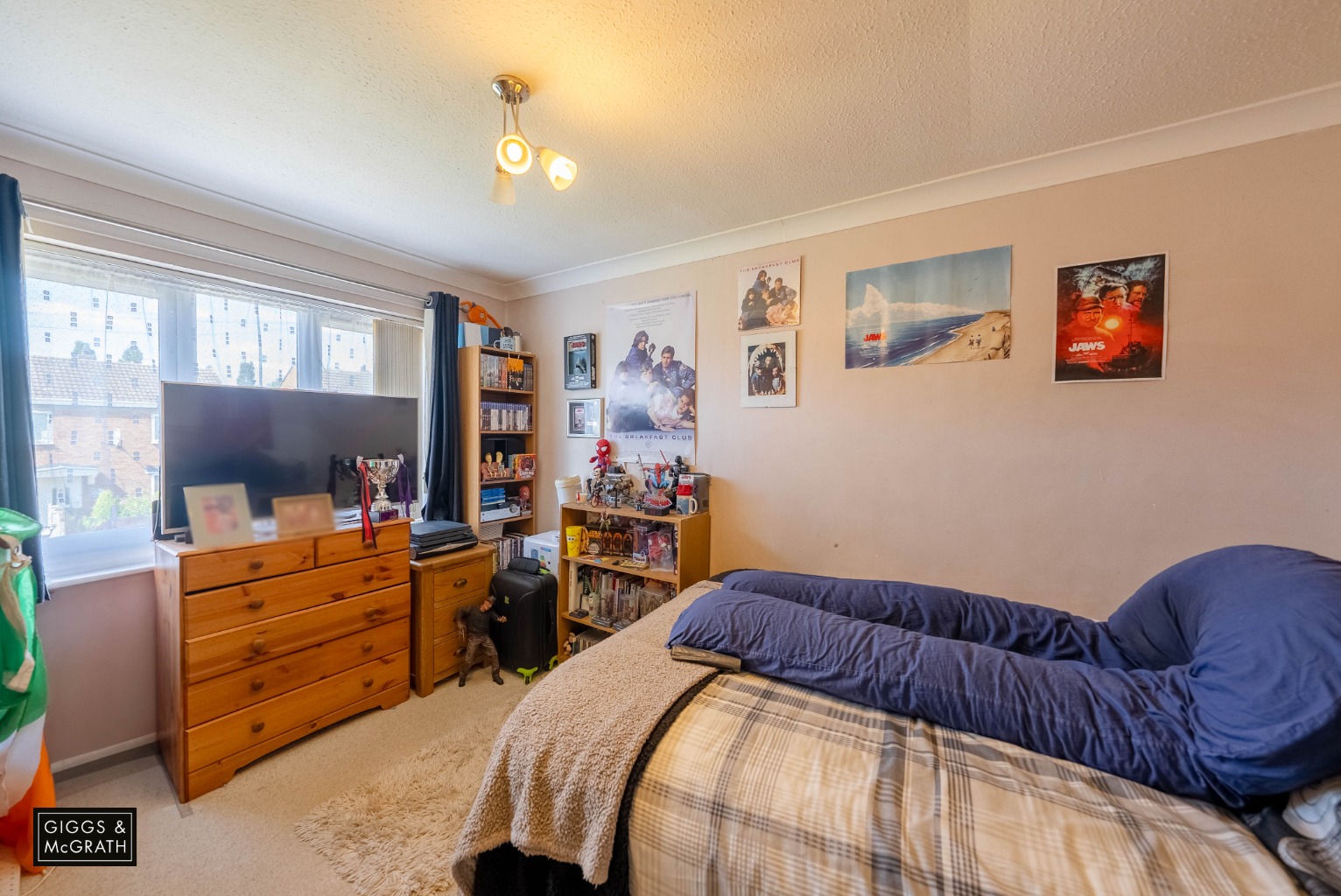 3 bed end of terrace house for sale in Kent Road, Huntingdon 7