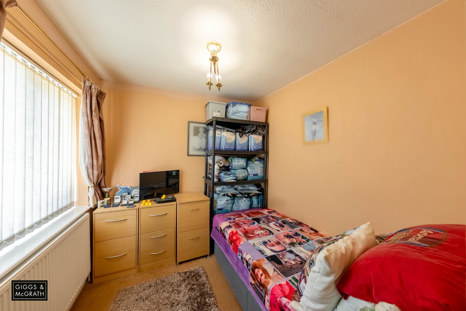 3 bed end of terrace house for sale in Kent Road, Huntingdon 8