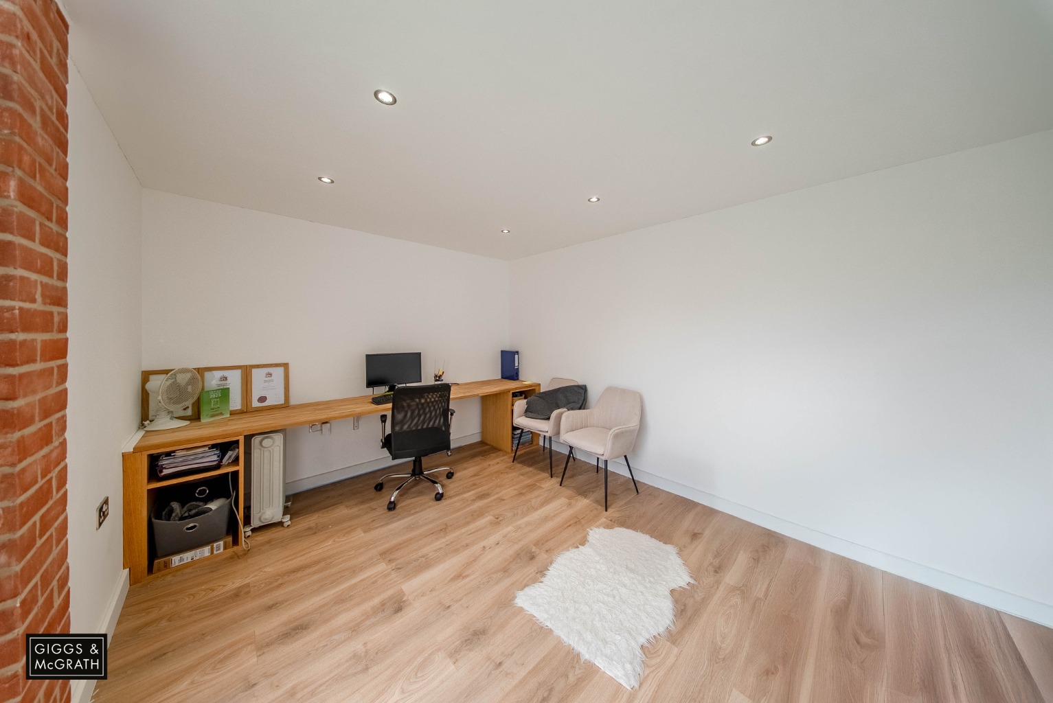 4 bed detached house for sale in Tiptoff Close, Huntingdon  - Property Image 17