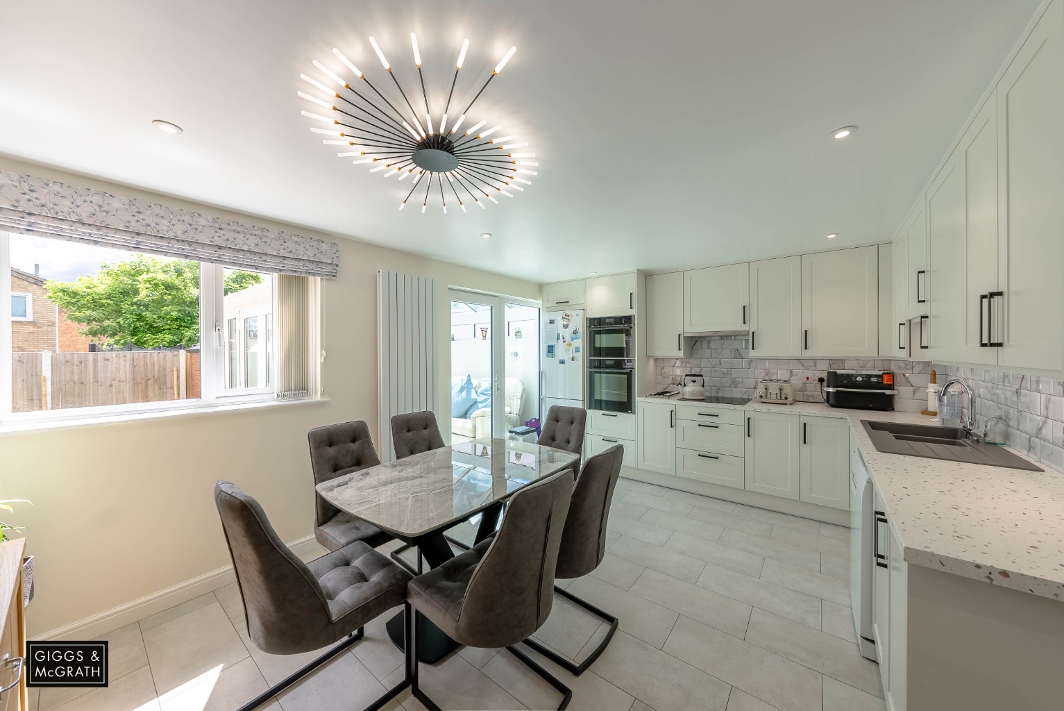 4 bed detached house for sale in The Sycamores, Huntingdon 2