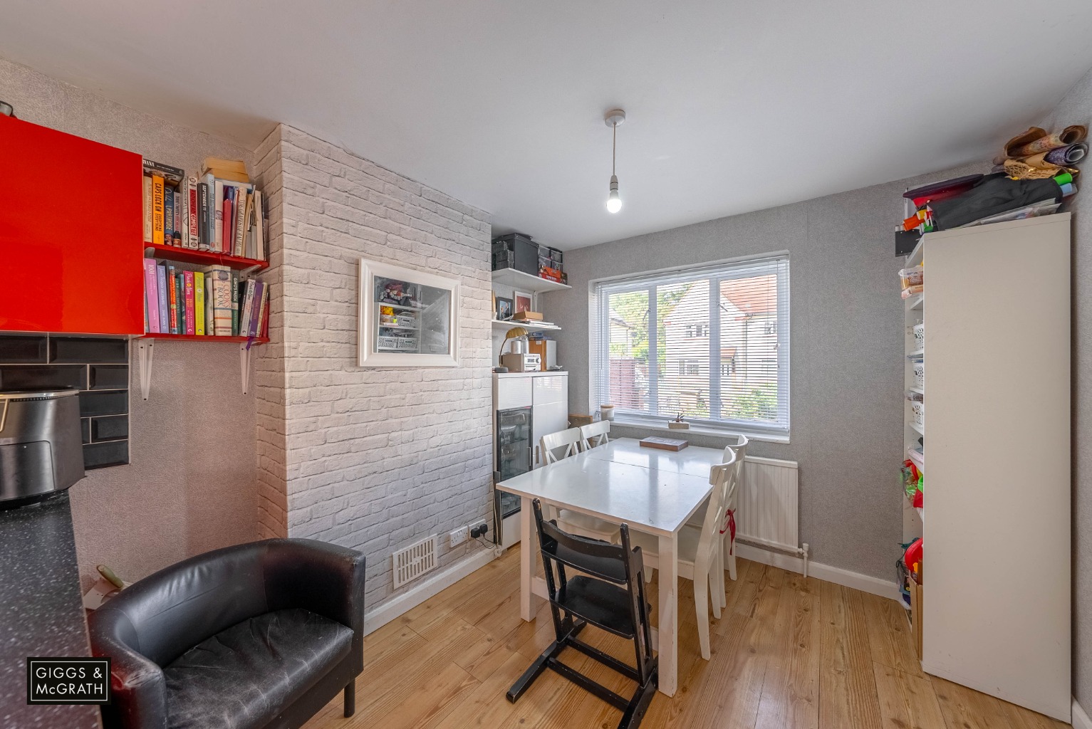 4 bed semi-detached house for sale in Ambury Hill, Huntingdon 3