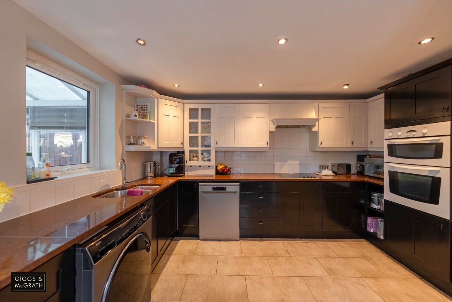 3 bed semi-detached house for sale in Sapcote Way, Huntingdon  - Property Image 7