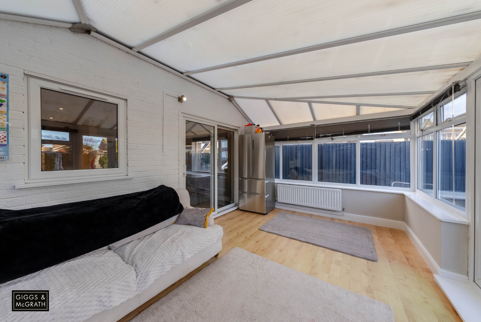 3 bed semi-detached house for sale in Sapcote Way, Huntingdon  - Property Image 6