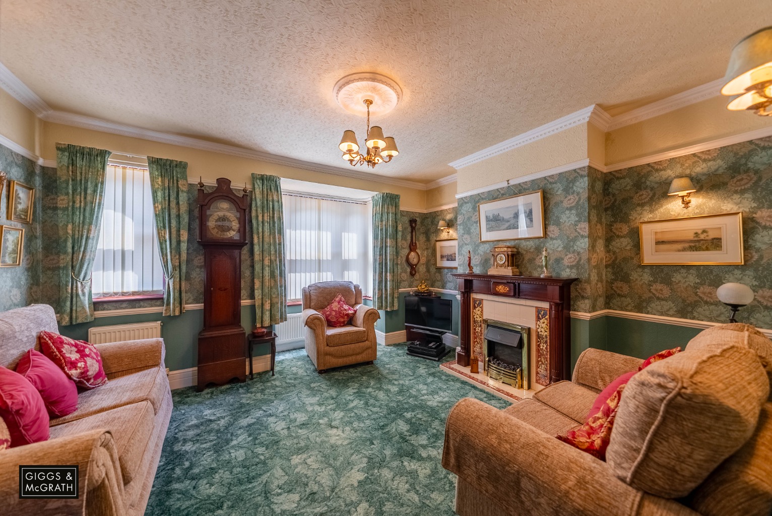 3 bed end of terrace house for sale in St John's Road, St. Ives 3