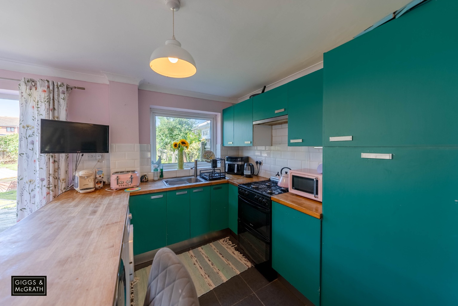 3 bed semi-detached house for sale in Chapel Road, Huntingdon  - Property Image 9