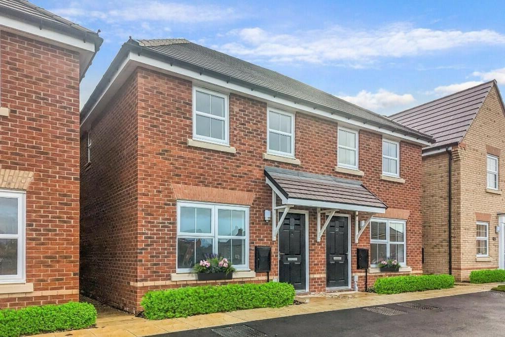 2 bed semi-detached house for sale in Rookes Close, Cambridgeshire - Property Image 1