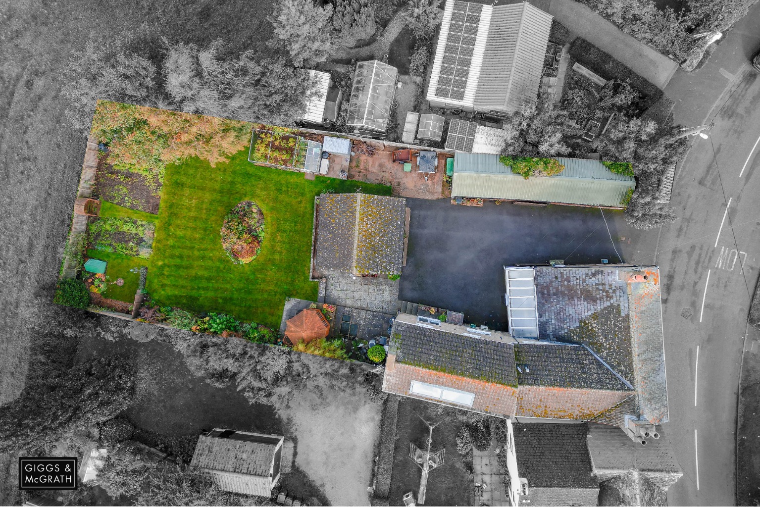 5 bed detached house for sale in High Street, Huntingdon 3