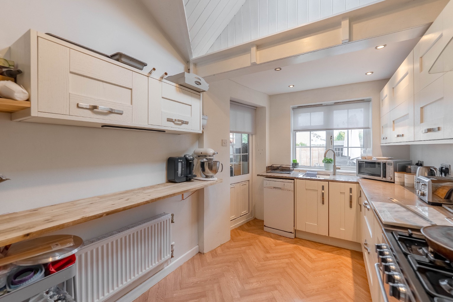 3 bed semi-detached house for sale in Greenfields, Huntingdon  - Property Image 7