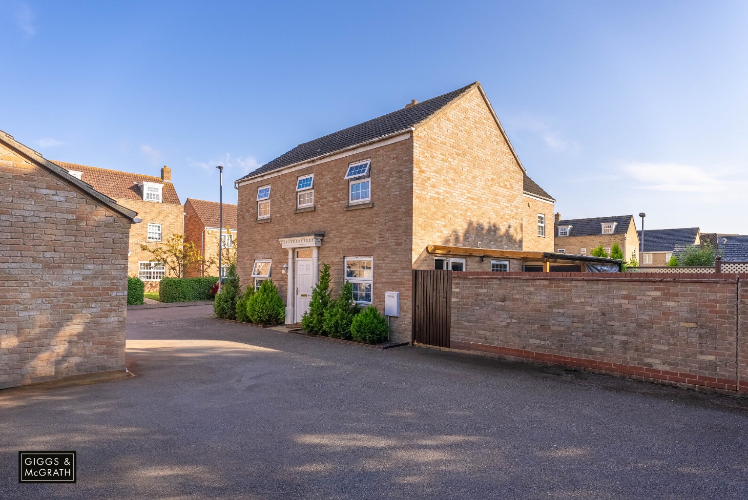 3 bed detached house for sale in Howell Drive, Huntingdon, PE28
