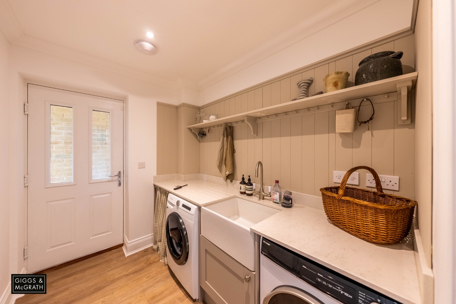 4 bed detached house for sale in Senliz Road, Huntingdon 7