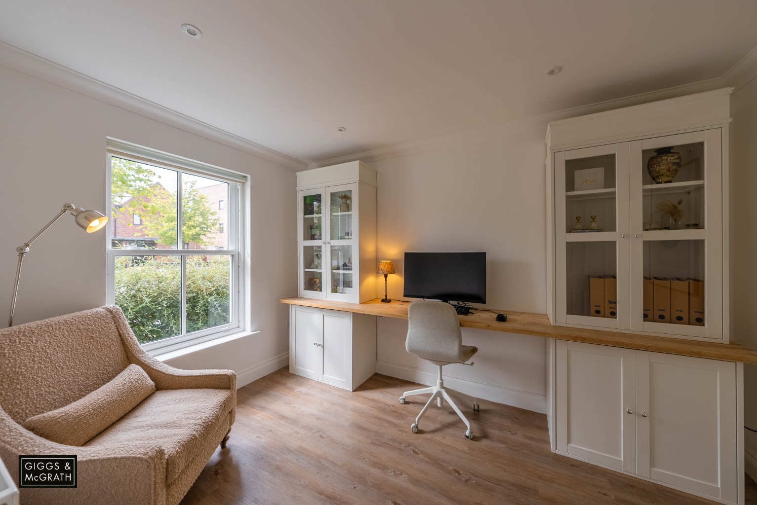 4 bed detached house for sale in Senliz Road, Huntingdon  - Property Image 5