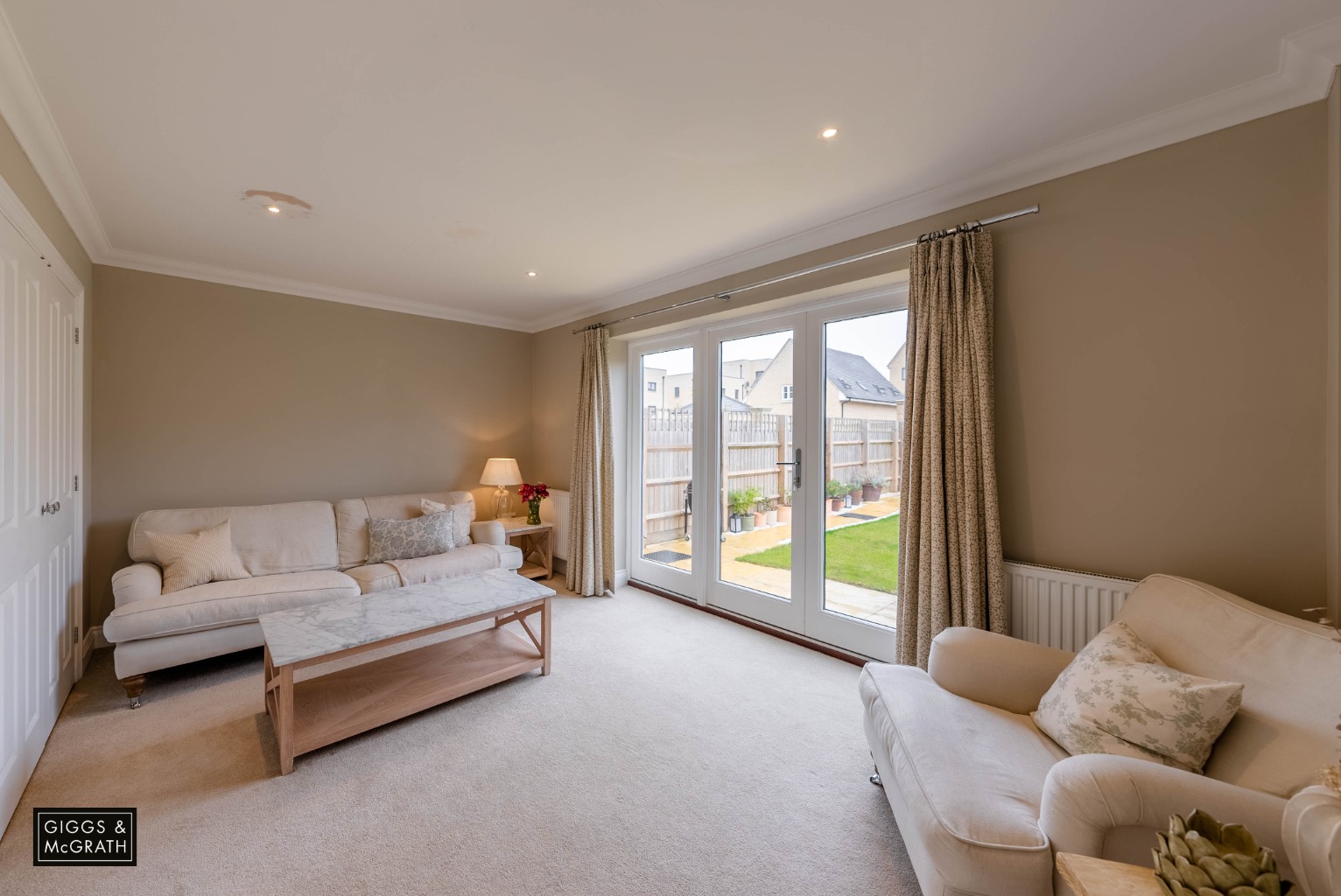 4 bed detached house for sale in Senliz Road, Huntingdon  - Property Image 6