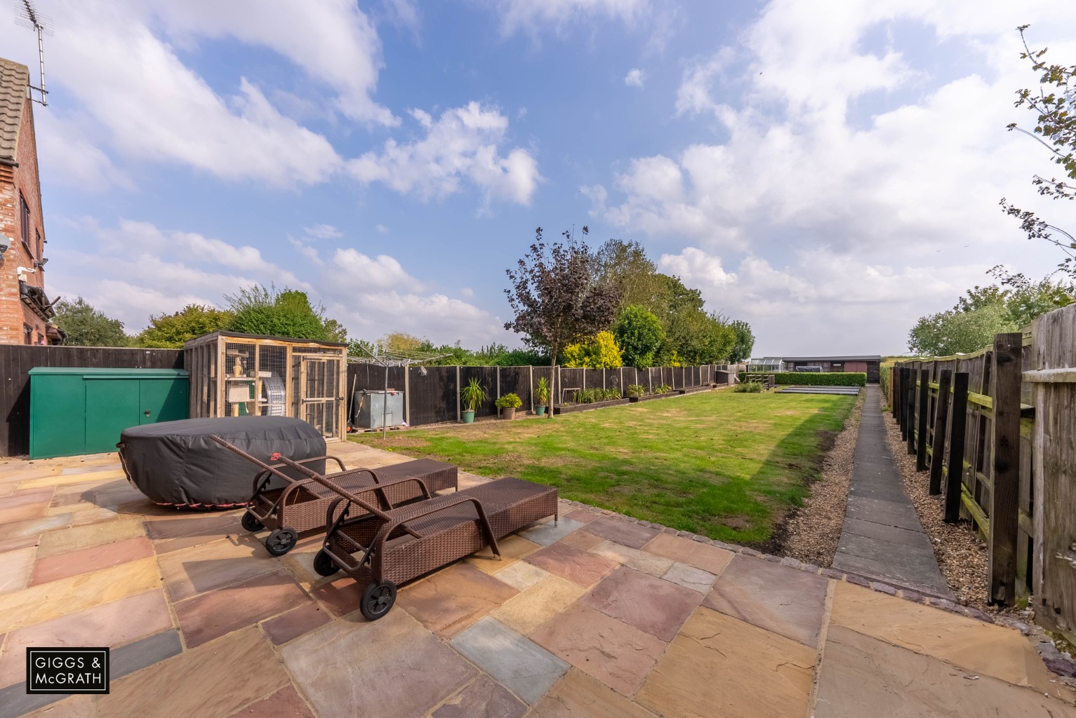 4 bed detached house for sale in Ugg Mere Court Road, Huntingdon 3