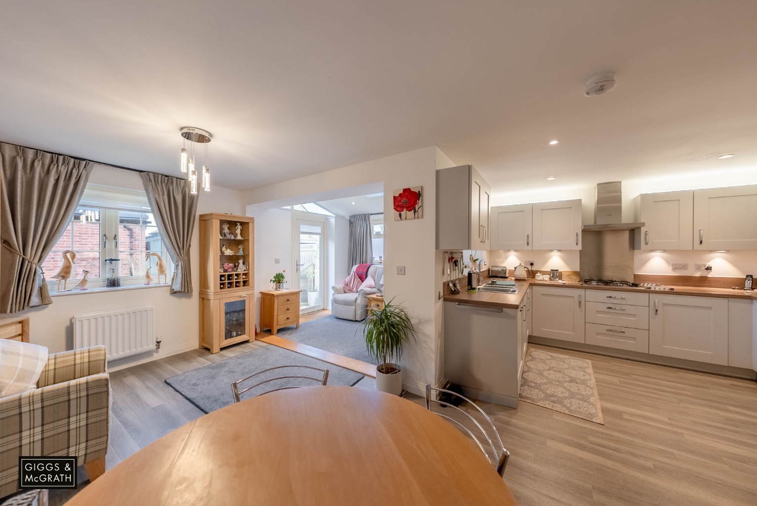 3 bed detached house for sale in Lamb Close, Huntingdon 1