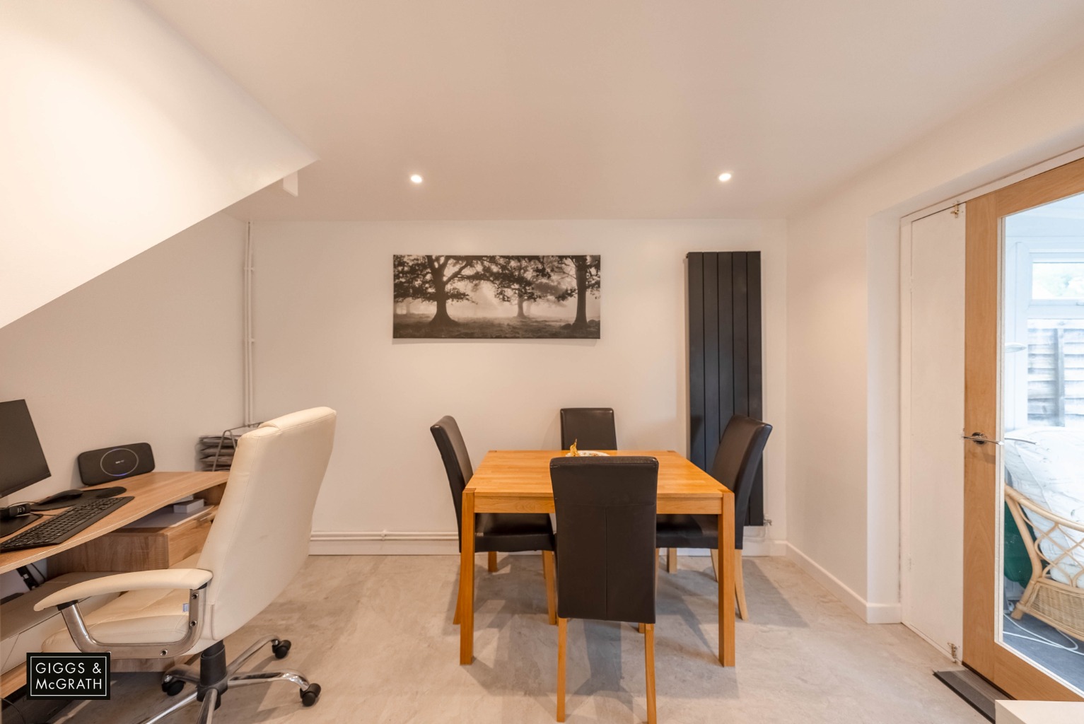 3 bed semi-detached house for sale in Highfield Avenue, Huntingdon 5