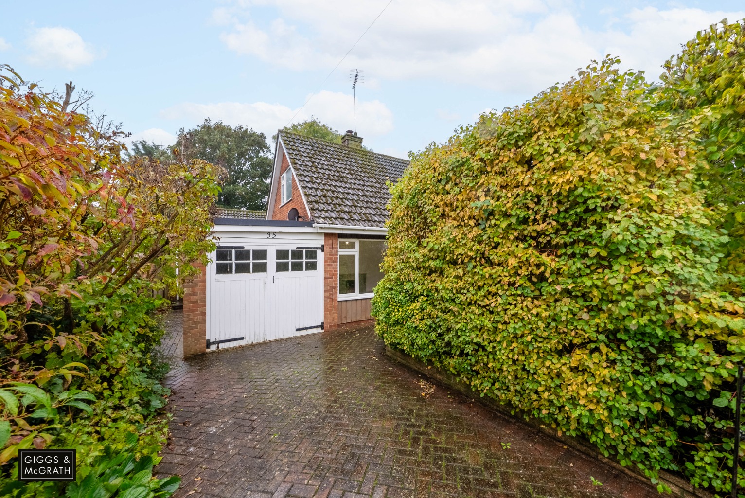 4 bed detached bungalow for sale in Chestnut Road, St. Ives 23