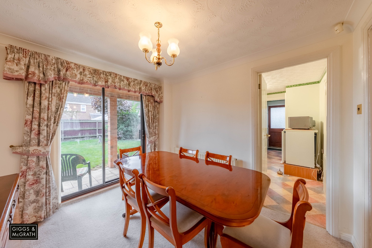 4 bed detached house for sale in Pathfinder Way, Huntingdon 7