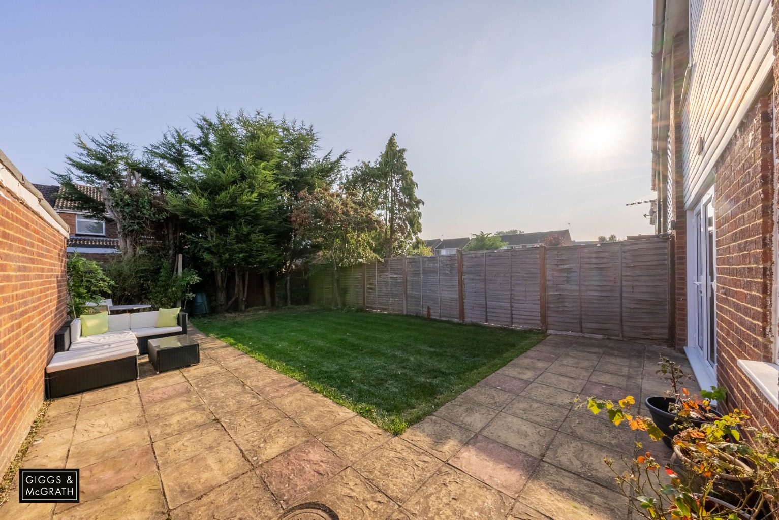 3 bed end of terrace house for sale in Curlew Close, St. Ives 12