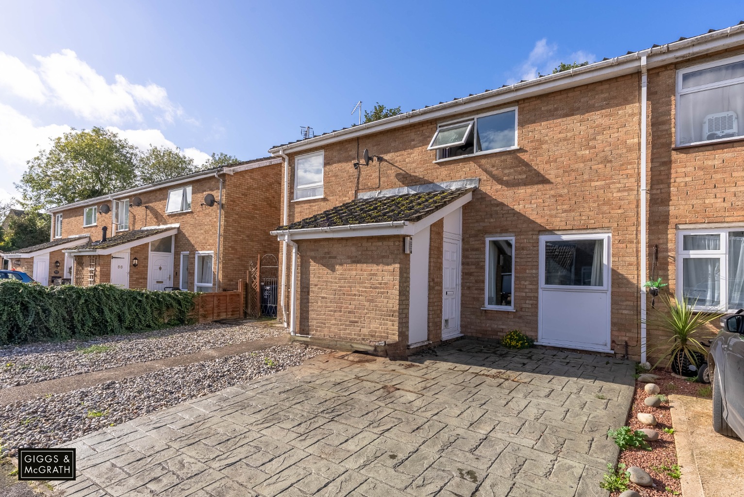 3 bed terraced house for sale in Bottels Road, Huntingdon - Property Image 1