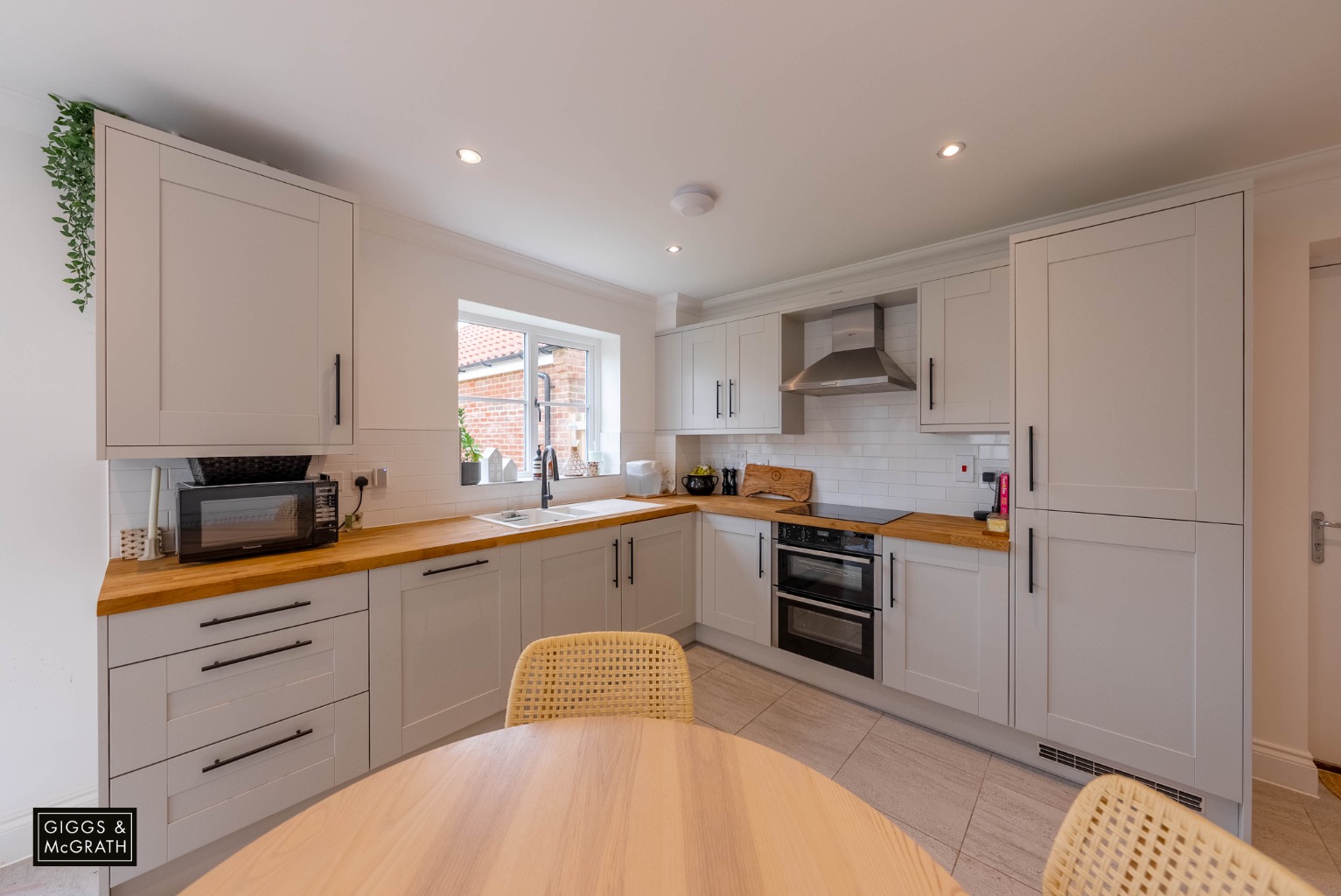 4 bed detached house for sale in Senliz Road, Cambridgeshire 5