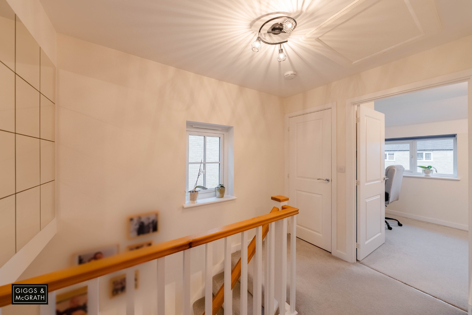 2 bed end of terrace house for sale in Tiptoff Close, Huntingdon 7