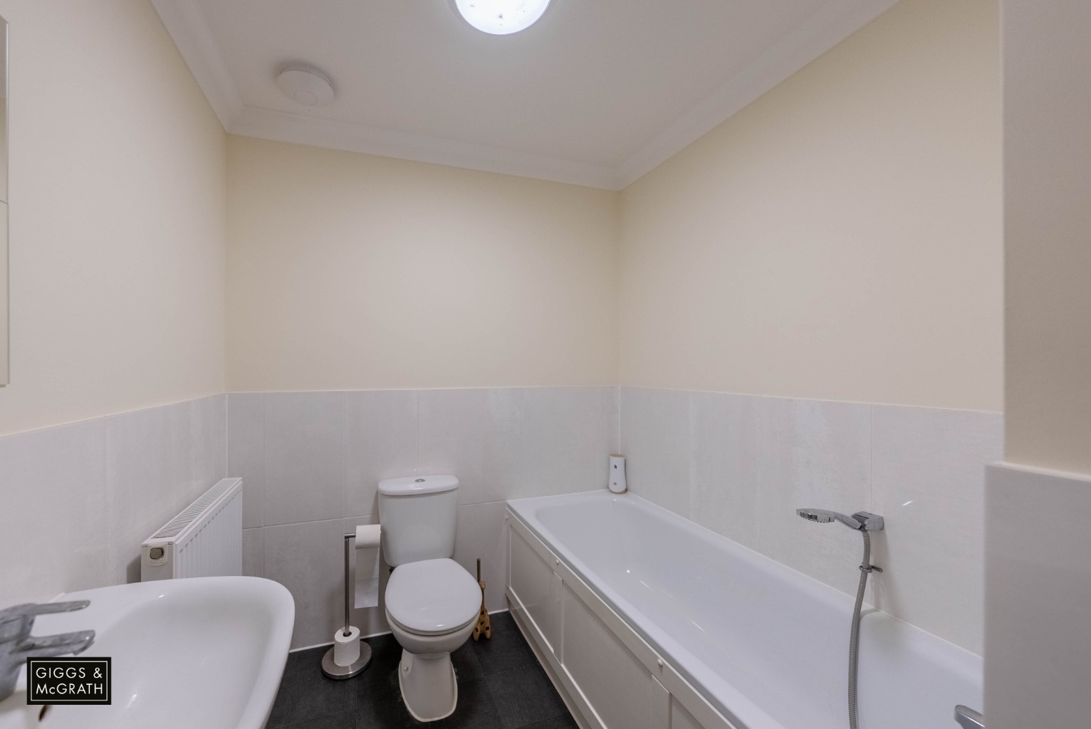 5 bed terraced house for sale in Pople Drive, Huntingdon  - Property Image 9