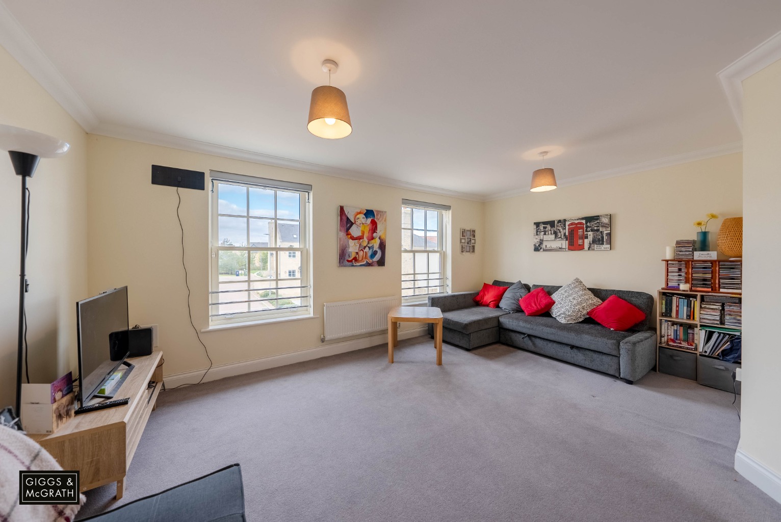 5 bed terraced house for sale in Pople Drive, Huntingdon 3