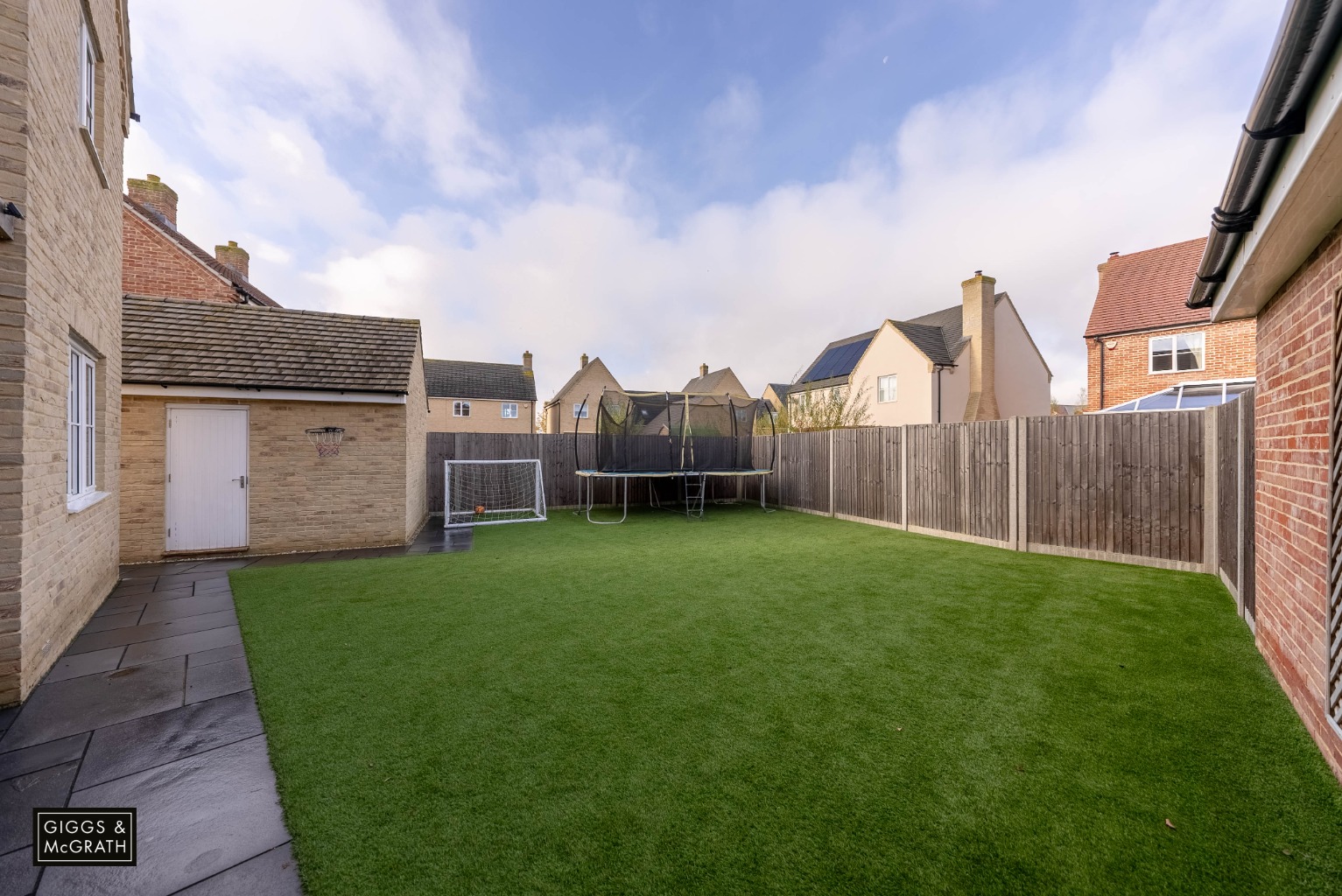 4 bed detached house for sale in Pople Drive, Huntingdon 19