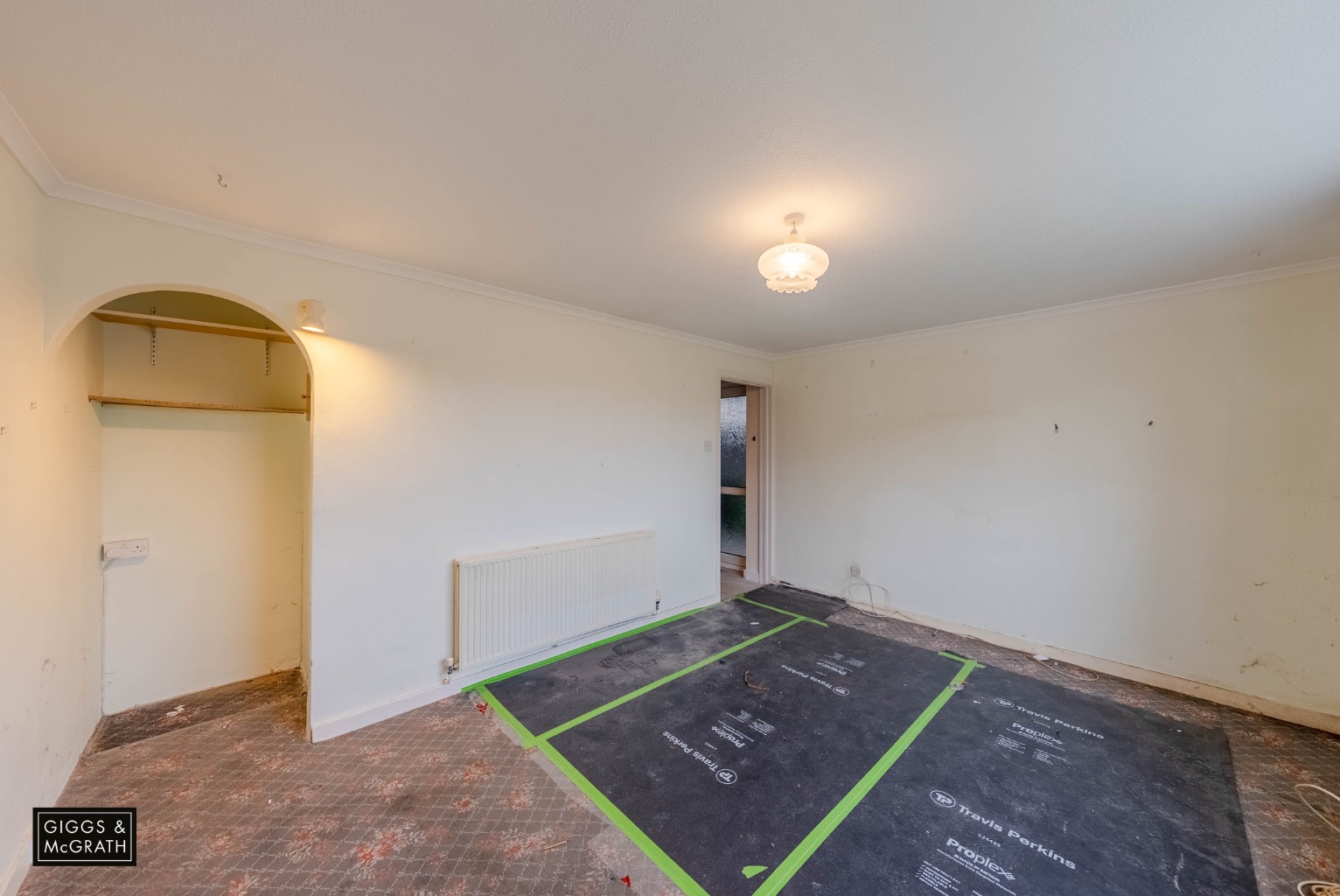 2 bed semi-detached house for sale in Lancelot Way, Huntingdon 5