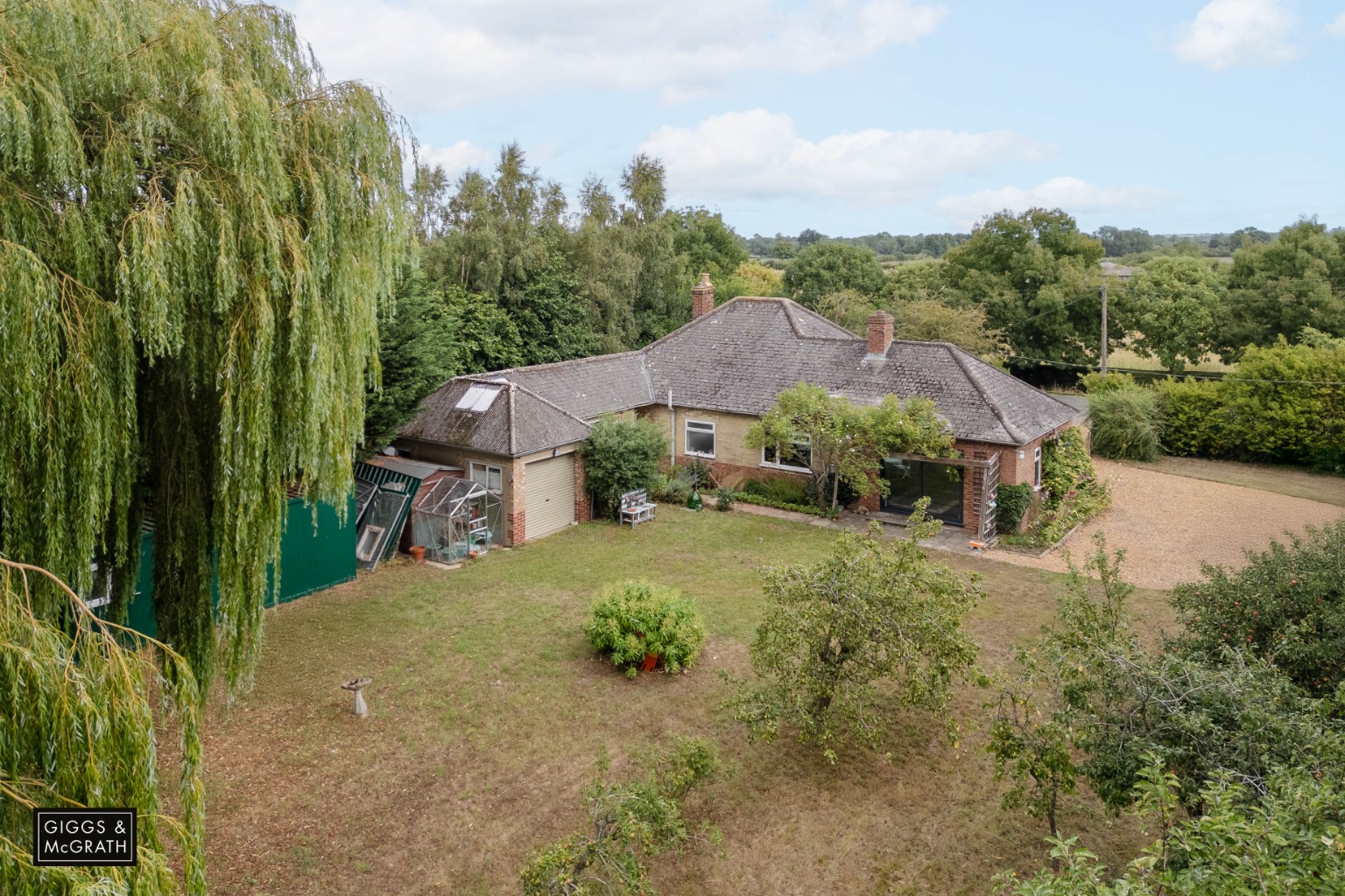 3 bed detached bungalow for sale in Colne Road, Huntingdon, PE28