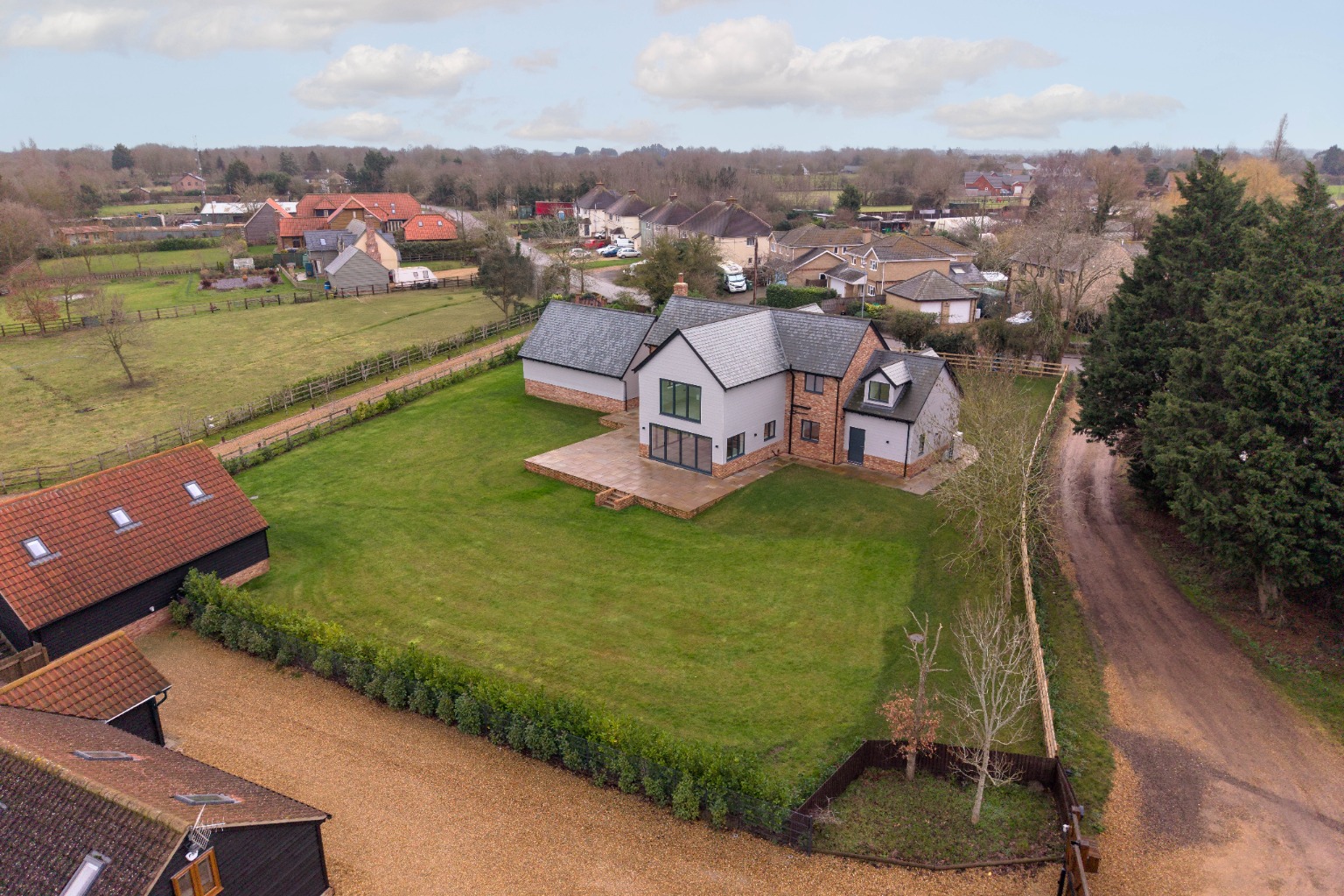 5 bed detached house for sale in Fen Road, Huntingdon  - Property Image 12