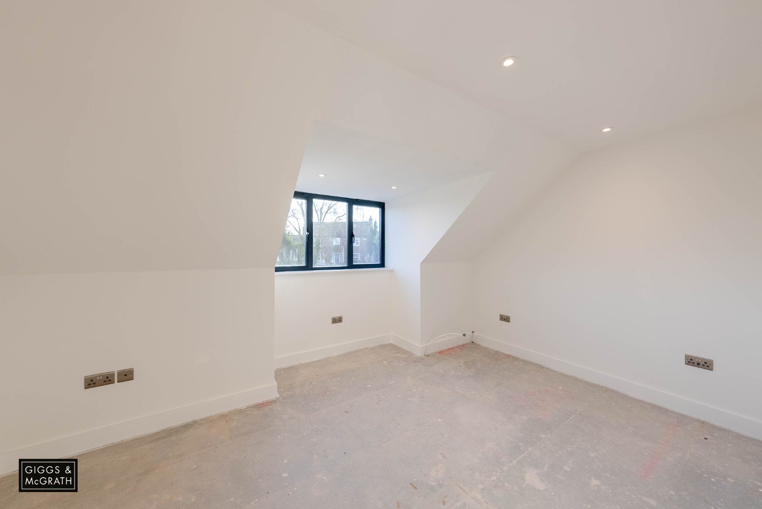 5 bed detached house for sale in Fen Road, Huntingdon 17