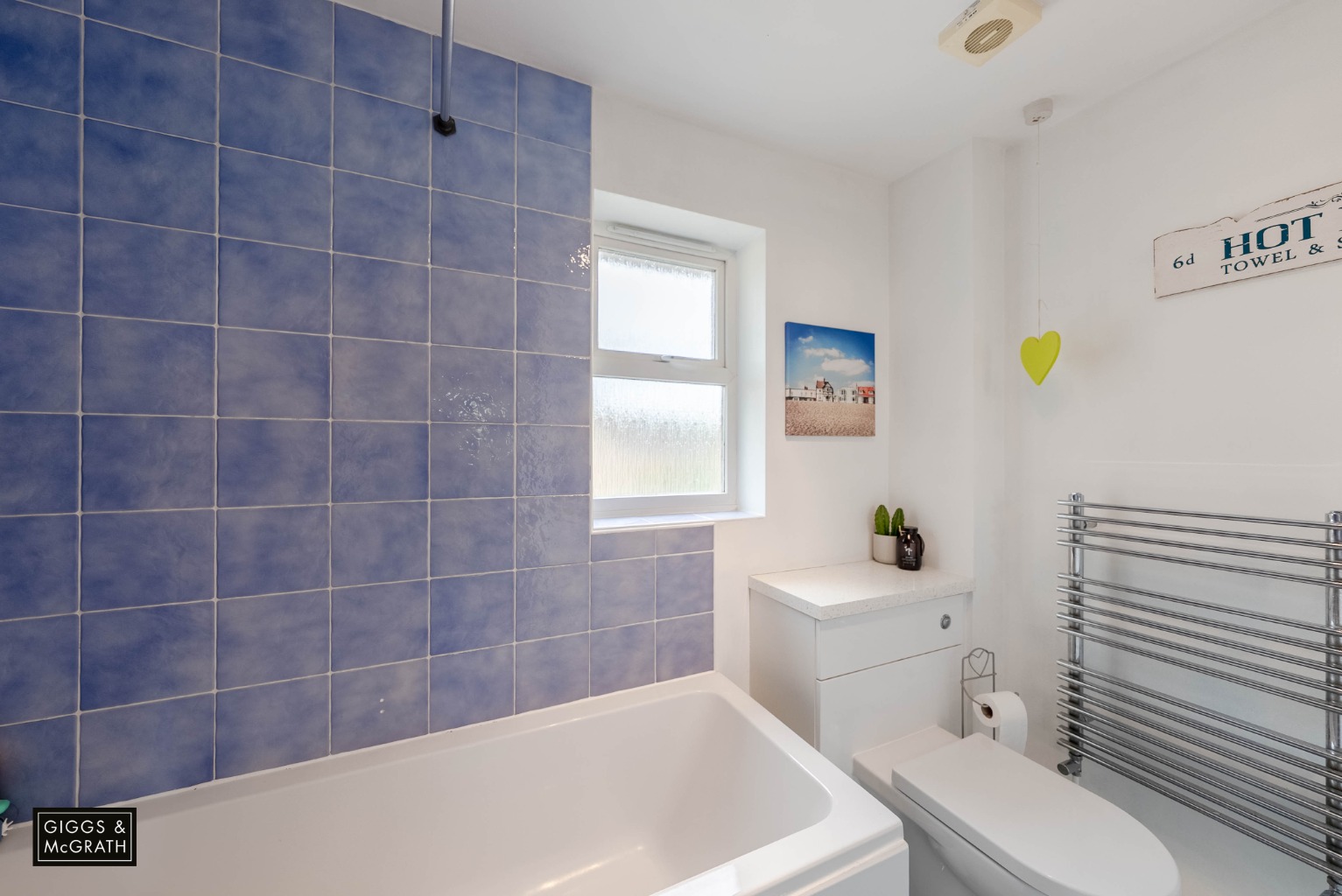 3 bed detached house for sale in Orchard Close, Cambridgeshire  - Property Image 12