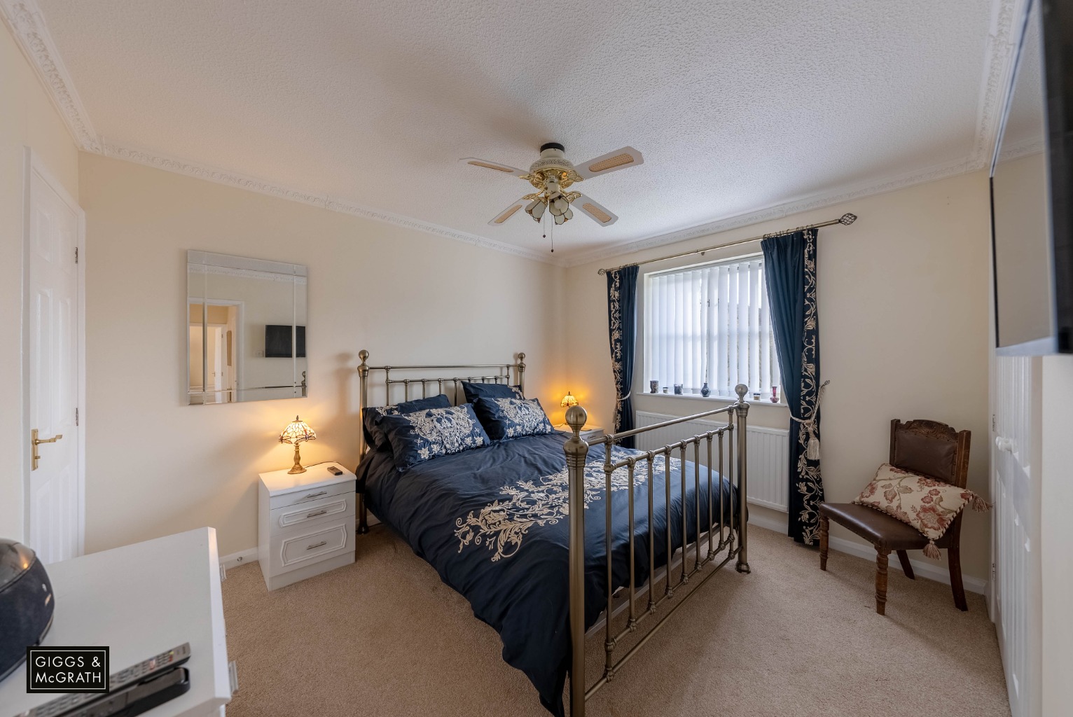 4 bed detached house for sale in Tawny Crescent, Huntingdon  - Property Image 11