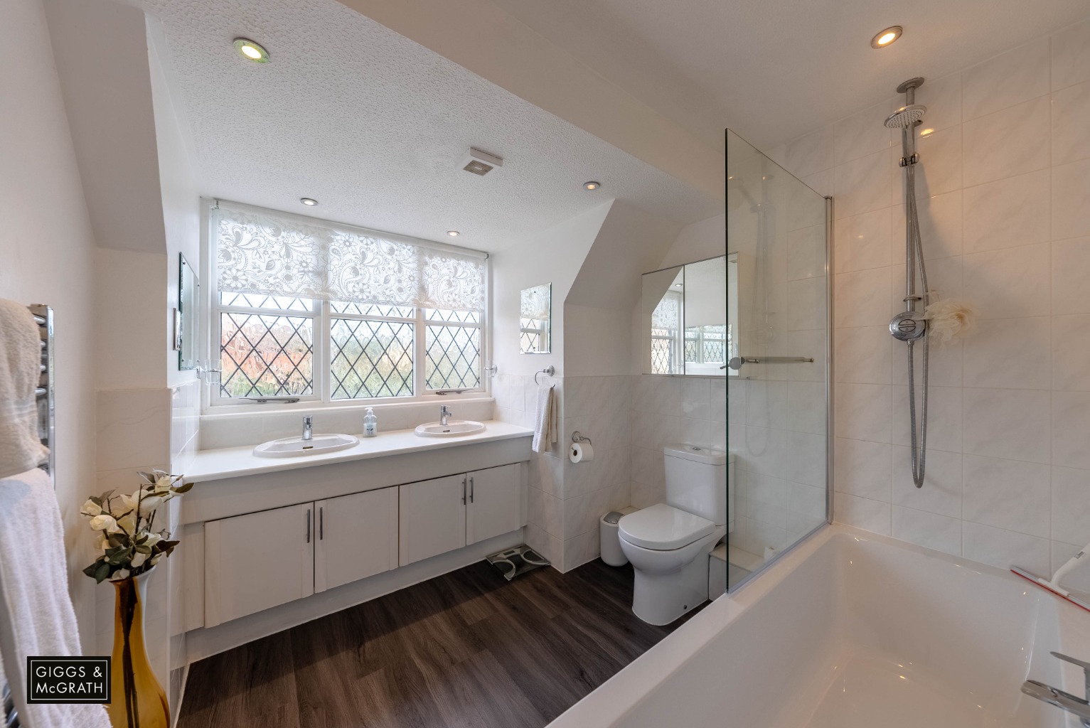 4 bed detached house for sale in Tawny Crescent, Huntingdon  - Property Image 16