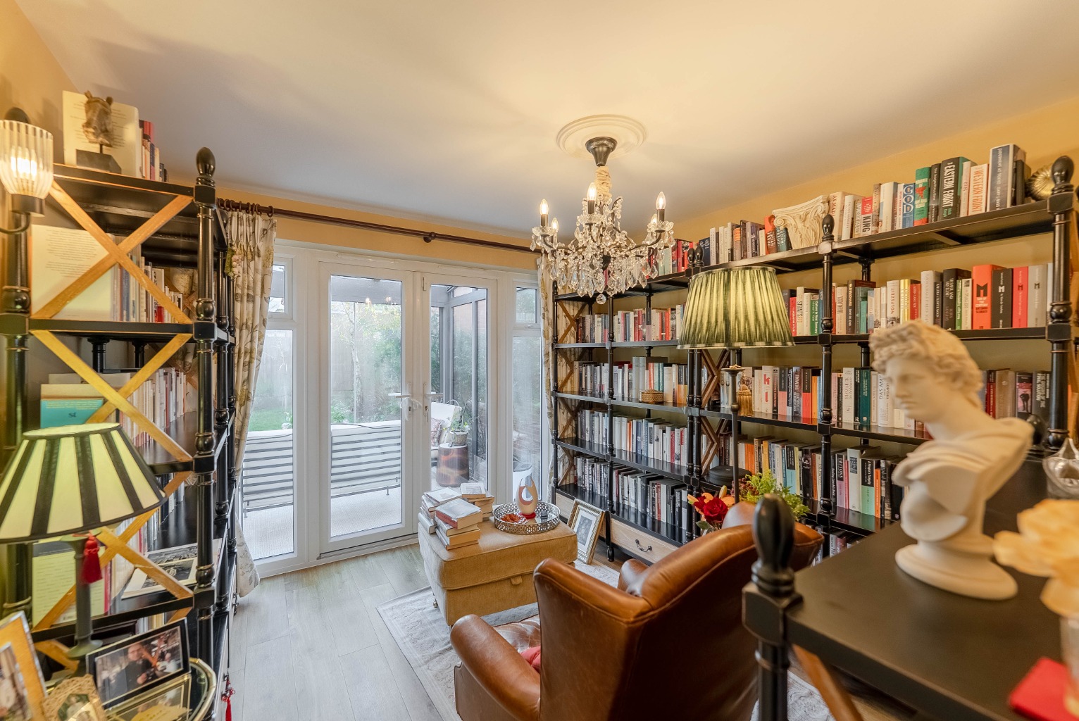 5 bed detached house for sale in Mahaddie Way, Huntingdon 3