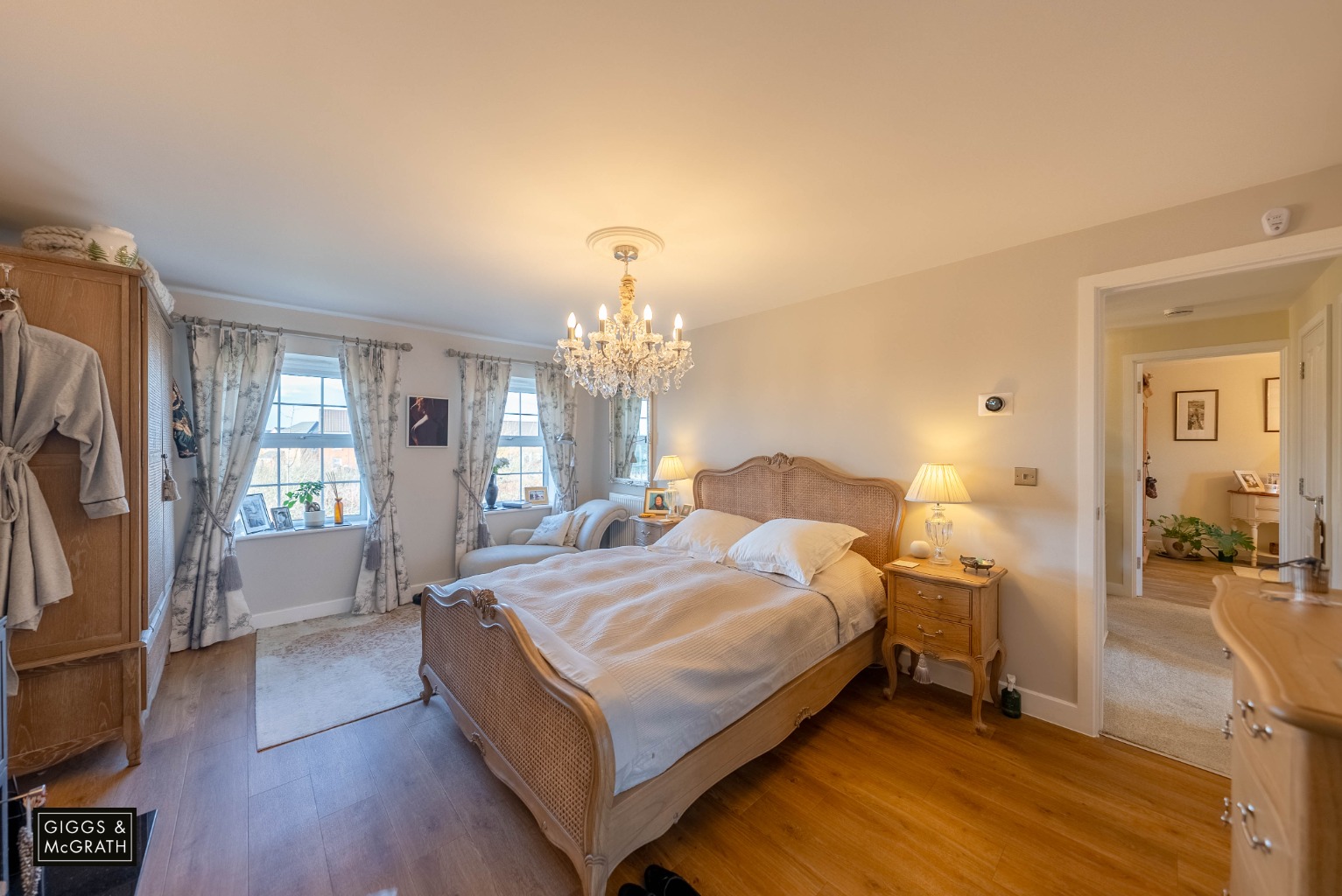 5 bed detached house for sale in Mahaddie Way, Huntingdon  - Property Image 12