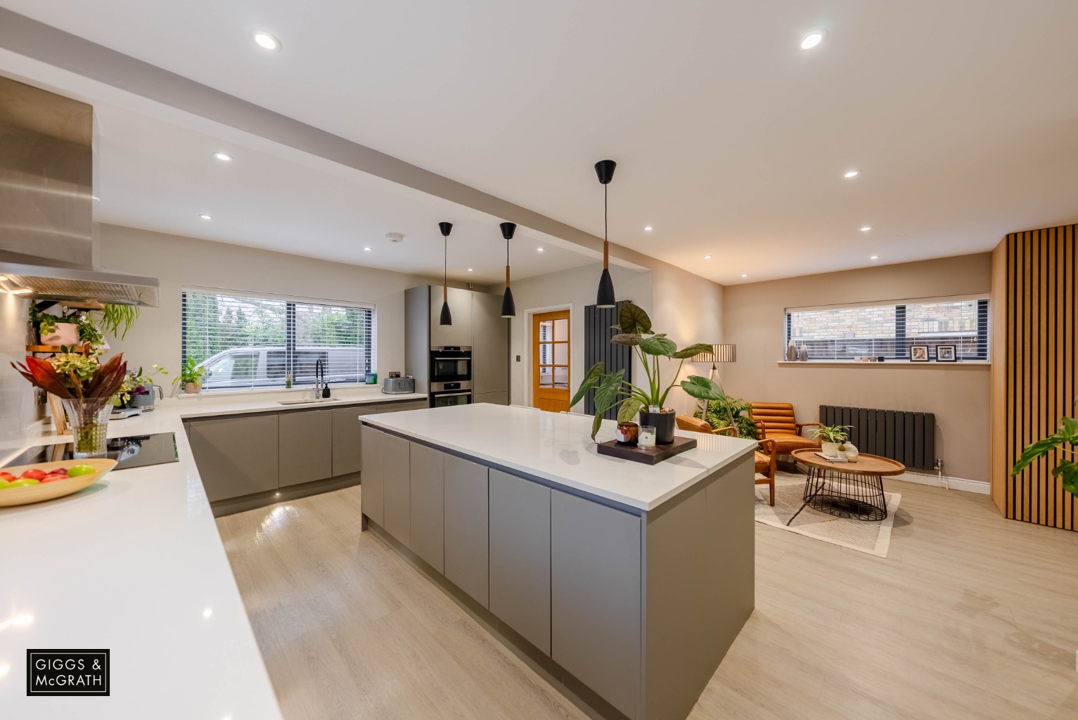 4 bed detached house for sale in Hawkes Lane, St. Ives  - Property Image 8