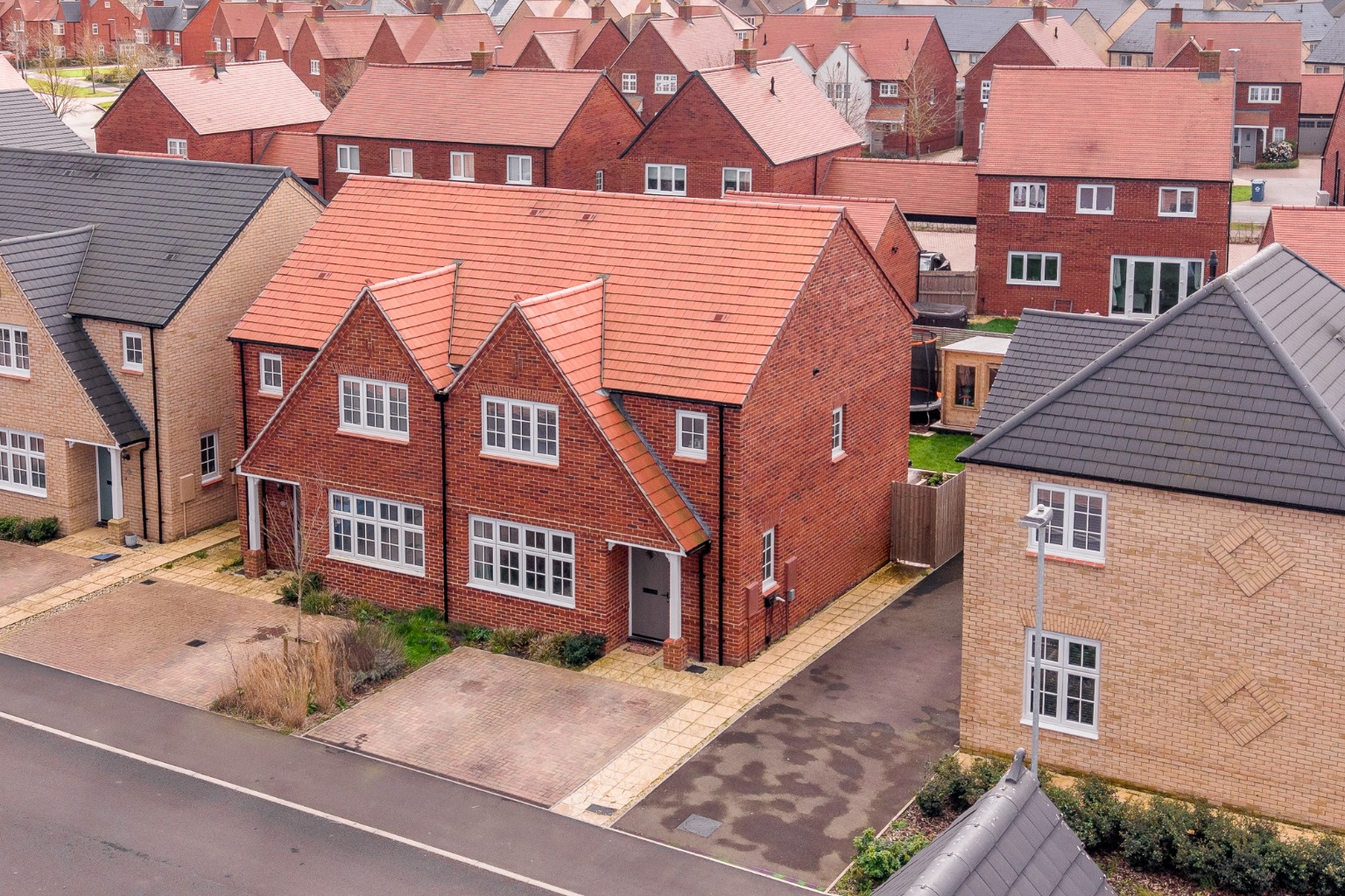 3 bed semi-detached house for sale in Druell Way, Huntingdon 16