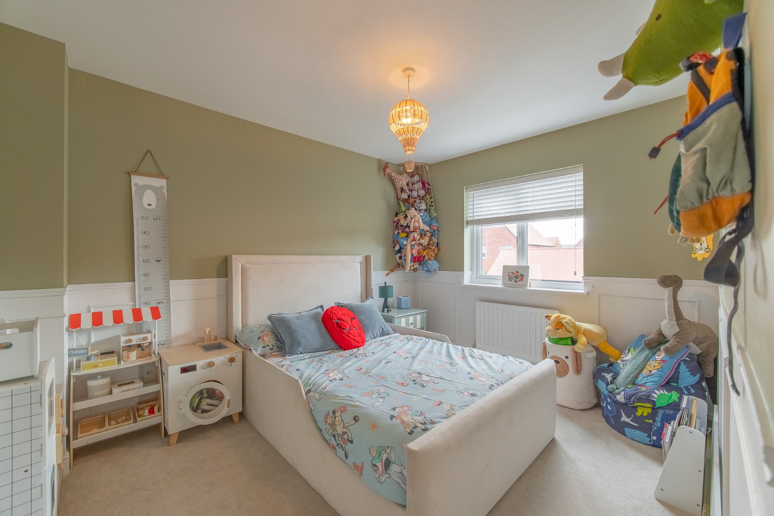 3 bed semi-detached house for sale in Druell Way, Huntingdon 9