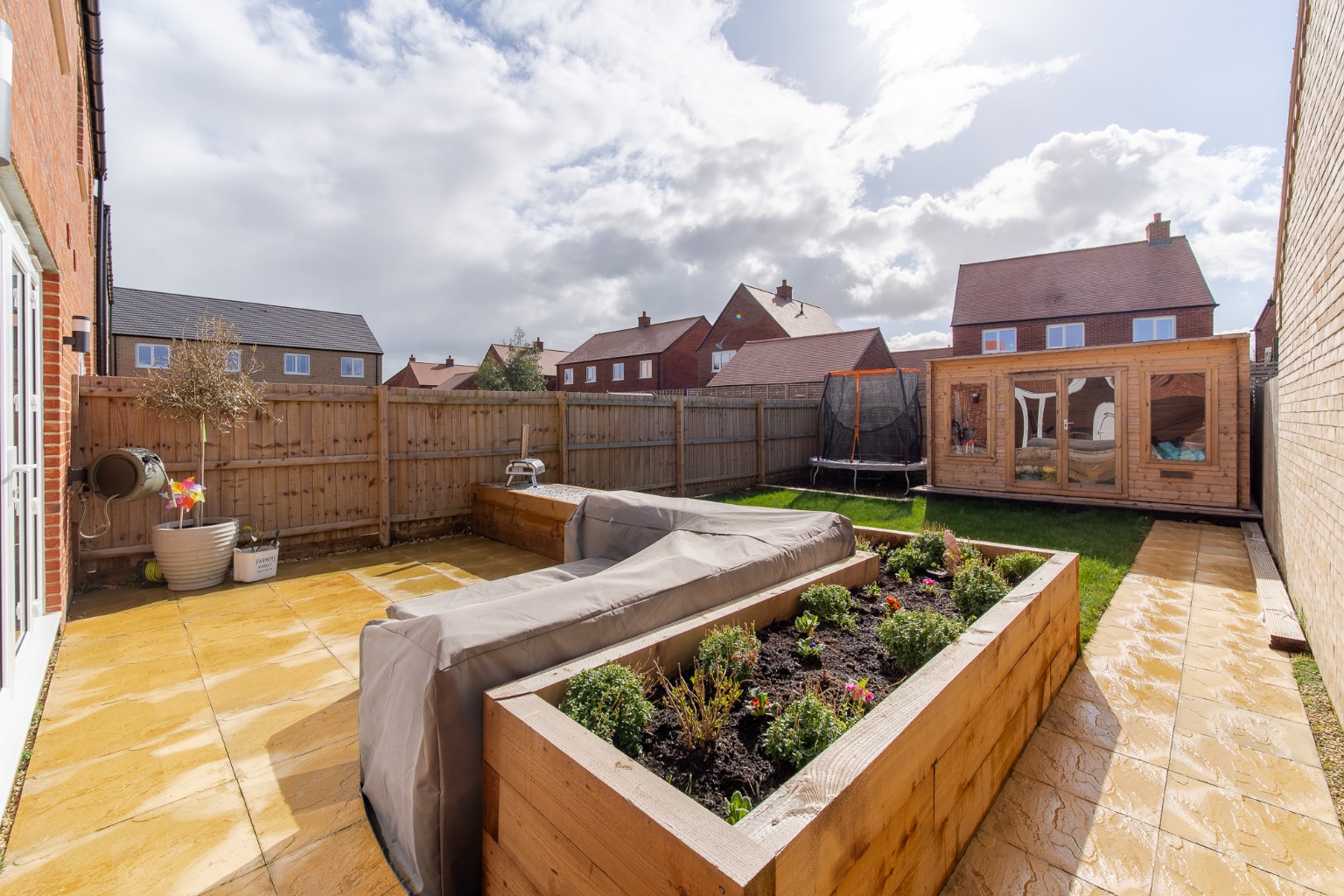 3 bed semi-detached house for sale in Druell Way, Huntingdon  - Property Image 14