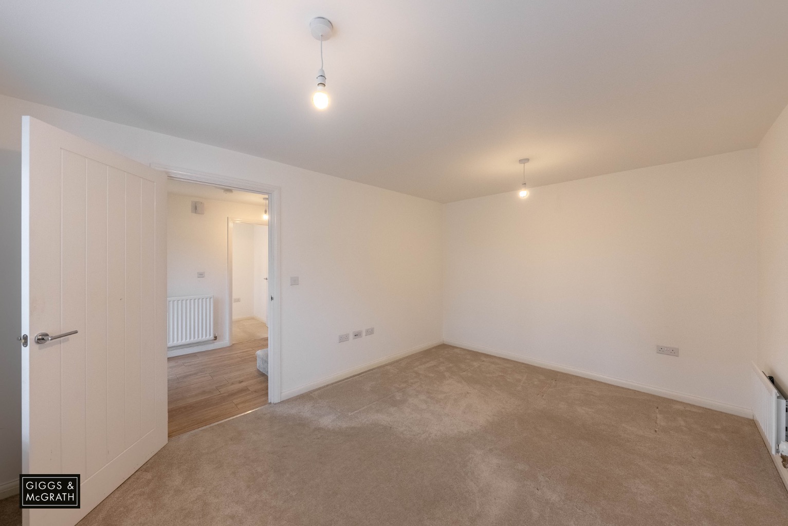 4 bed detached house for sale in Peacock Drive, Huntingdon 7