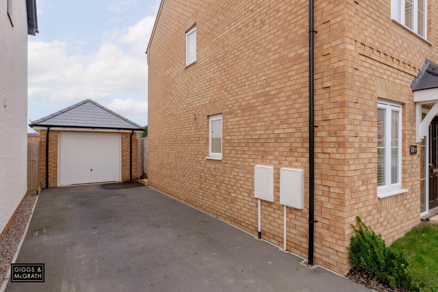 4 bed detached house for sale in Peacock Drive, Huntingdon 13