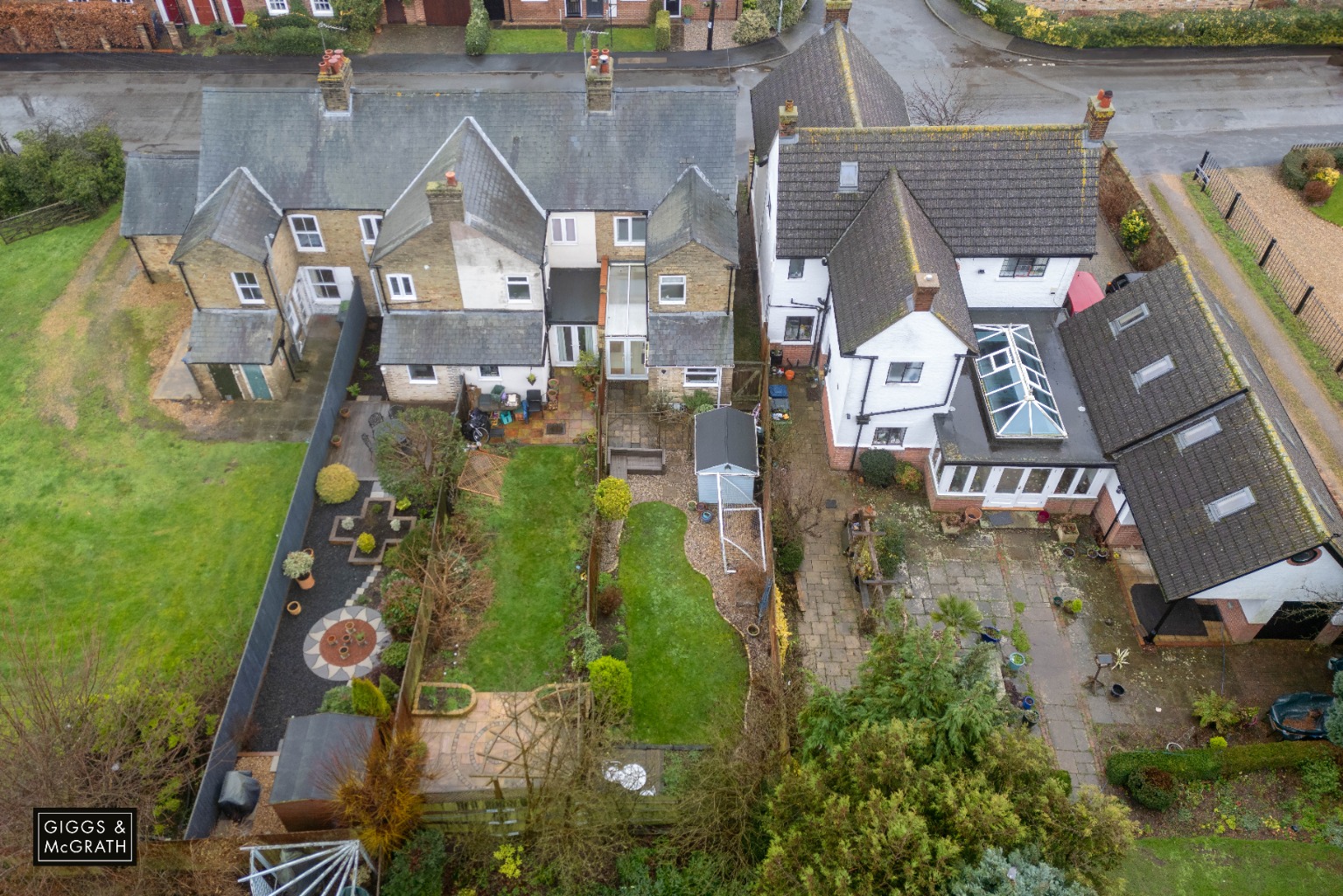 2 bed end of terrace house for sale in Parkhall Road, Huntingdon 18