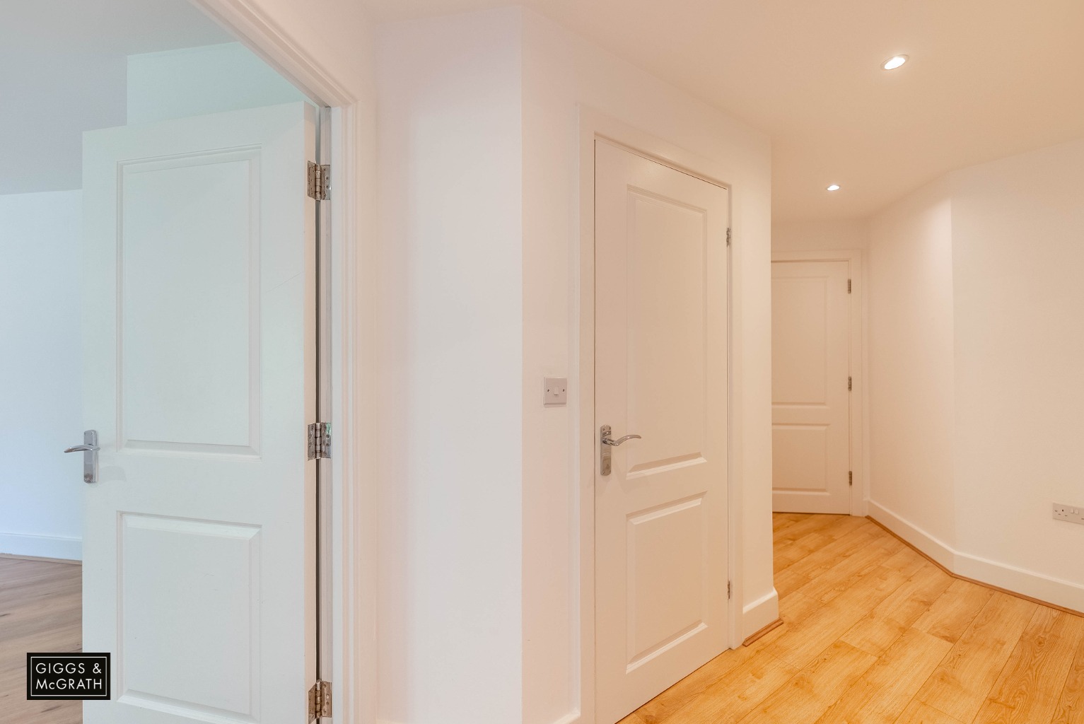 2 bed flat for sale in Percy Green Place, Huntingdon 5