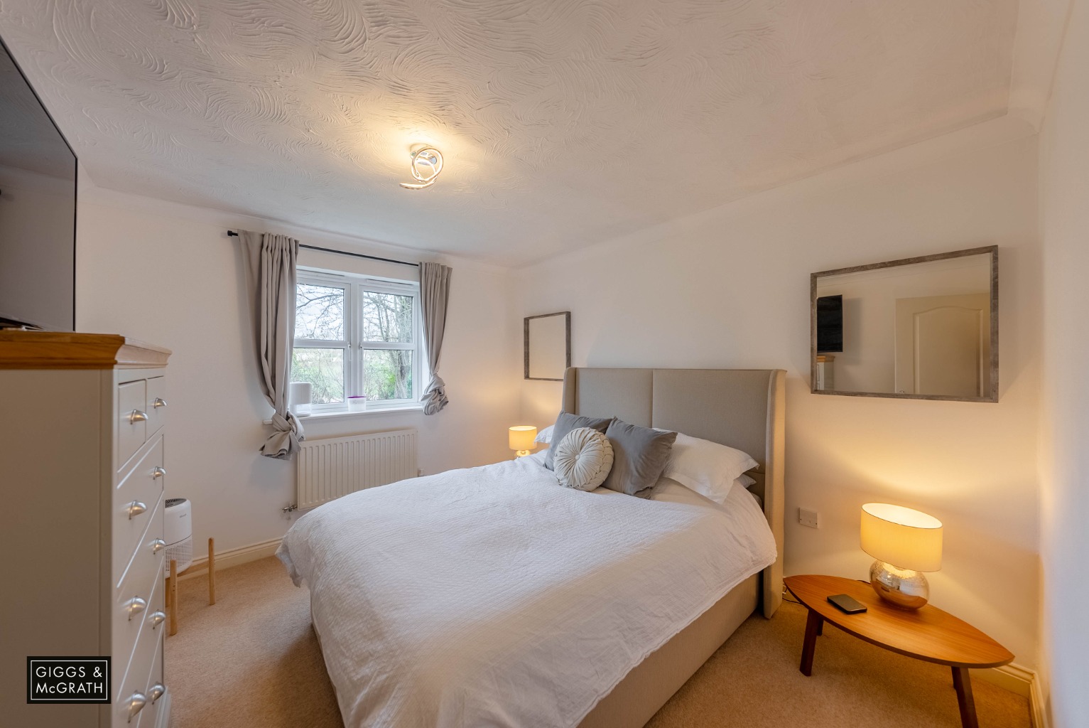 2 bed ground floor flat for sale in Varrier Jones Drive, Cambridge 3